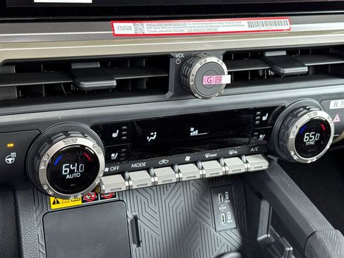 New 2026 Toyota Tacoma TRD Off-Road AWD/4WD image 24