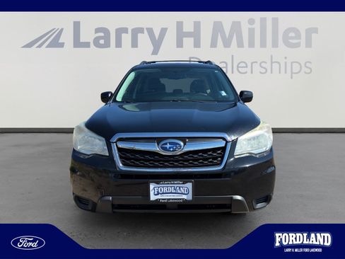 Used 2015 Subaru Forester 2.5i Premium AWD/4WD image 8