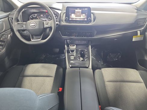 New 2026 Nissan Rogue SV w/ Cold Weather Package FWD image 9