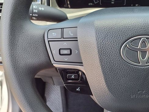 Used 2026 Toyota Camry LE w/ Convenience Package FWD image 30