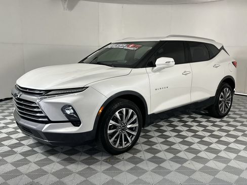 Used 2023 Chevrolet Blazer Premier FWD image 4