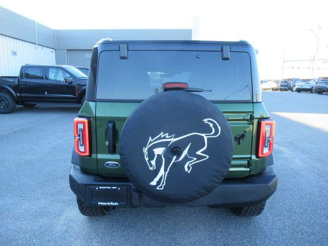 Certified 2025 Ford Bronco Outer Banks w/ Black Appearance Package AWD/4WD image 6
