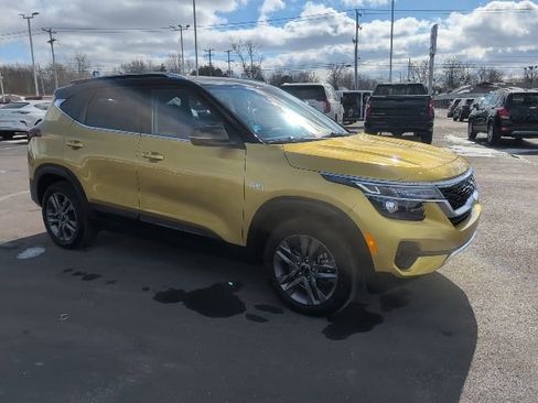 Used 2023 Kia Seltos S image 10