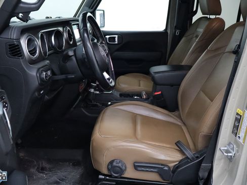 Used 2020 Jeep Gladiator Rubicon image 11