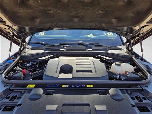 New 2026 Land Rover Range Rover Sport Dynamic SE image 17