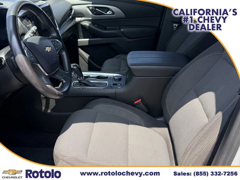 Used 2019 Chevrolet Traverse LT FWD image 18