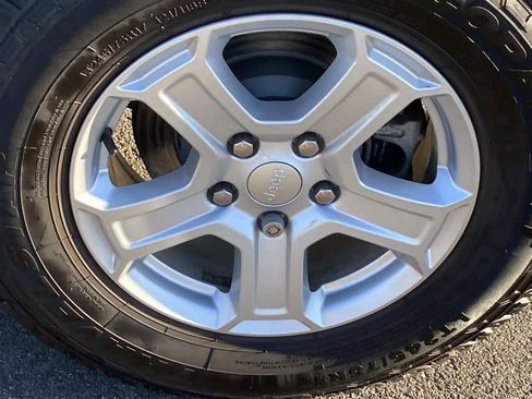 Certified 2021 Jeep Wrangler Unlimited Sport image 27