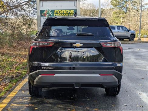 New 2026 Chevrolet Equinox LT image 3