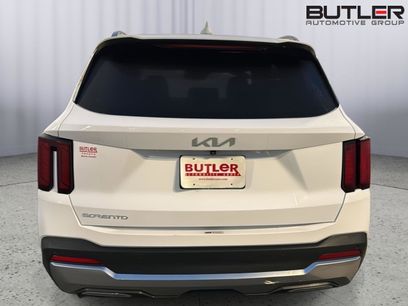 Used 2024 Kia Sorento S