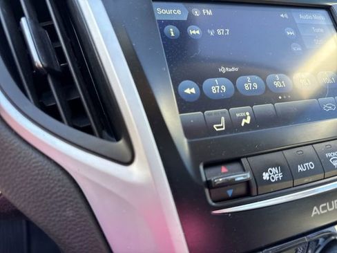 Used 2020 Acura TLX w/ Technology Package image 38