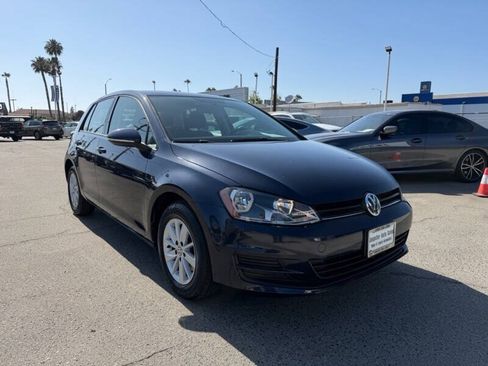 Used 2016 Volkswagen Golf SE FWD image 4