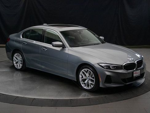 Used 2025 BMW 330i xDrive Sedan image 2