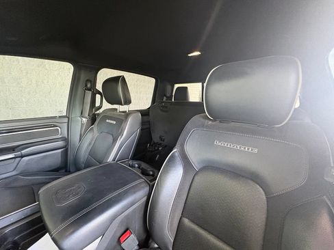 Used 2021 RAM 1500 Laramie AWD/4WD image 2