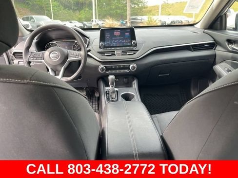Used 2022 Nissan Altima 2.5 SV FWD image 16