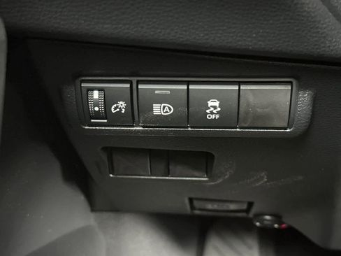 New 2026 Toyota Corolla Cross LE AWD/4WD image 29