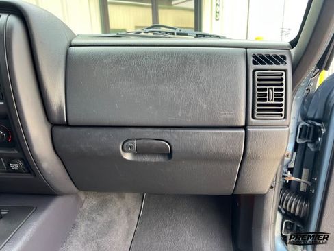 Used 1999 Jeep Cherokee Sport image 58