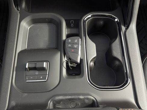 New 2026 GMC Sierra 2500 AT4 w/ AT4 Premium Plus Package image 28