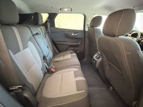 Used 2025 Chevrolet Blazer LT FWD image 29