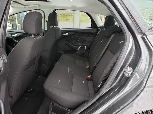 Used 2017 Ford Focus SEL w/ Cold Weather Package image 13