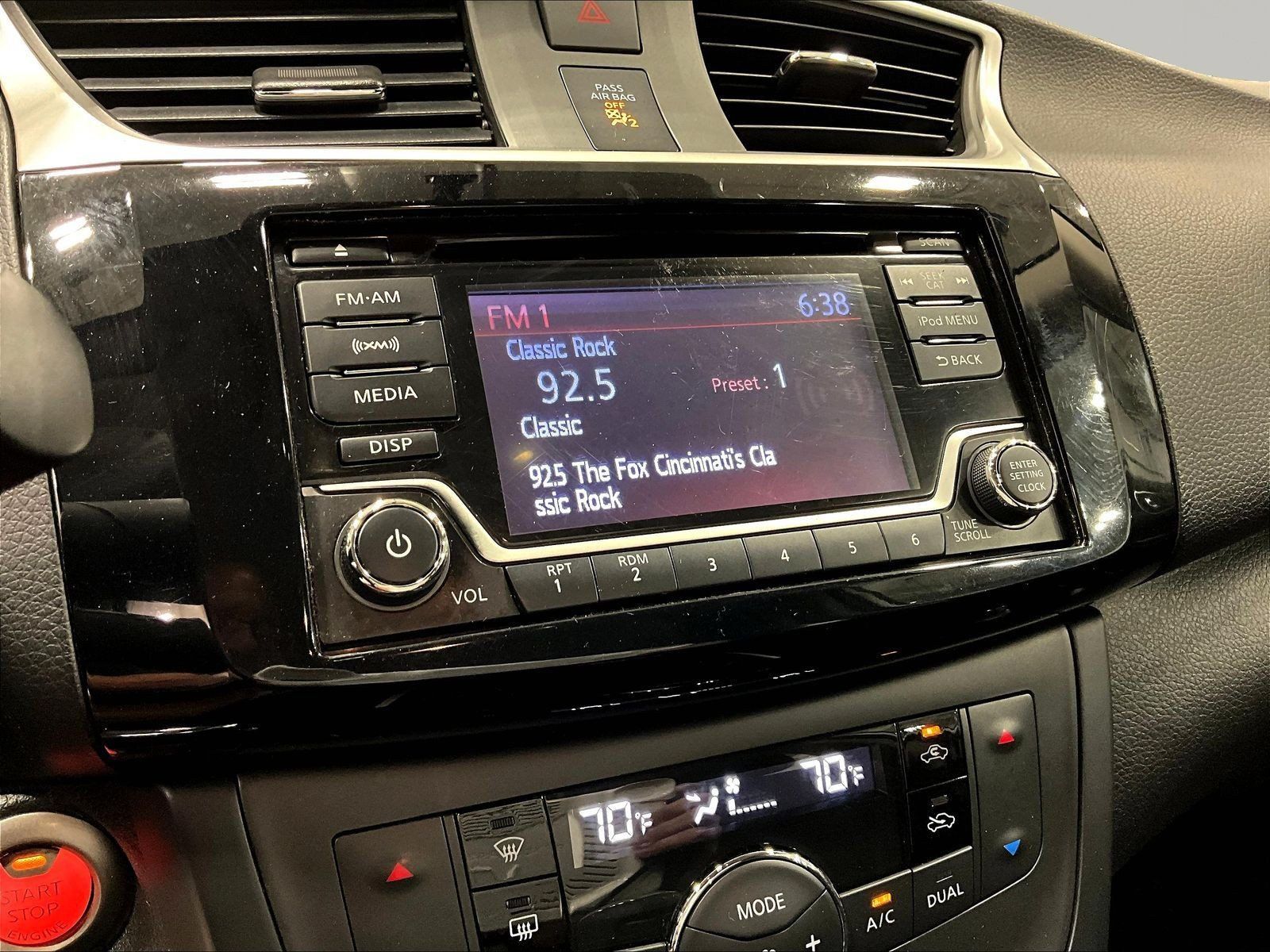 Used 2018 Nissan Sentra SV FWD image 14