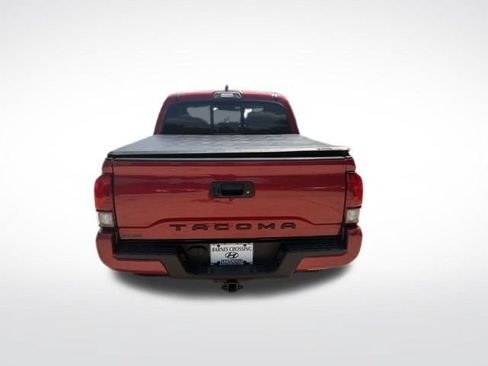 Used 2020 Toyota Tacoma SR w/ SR Convenience Package RWD image 4