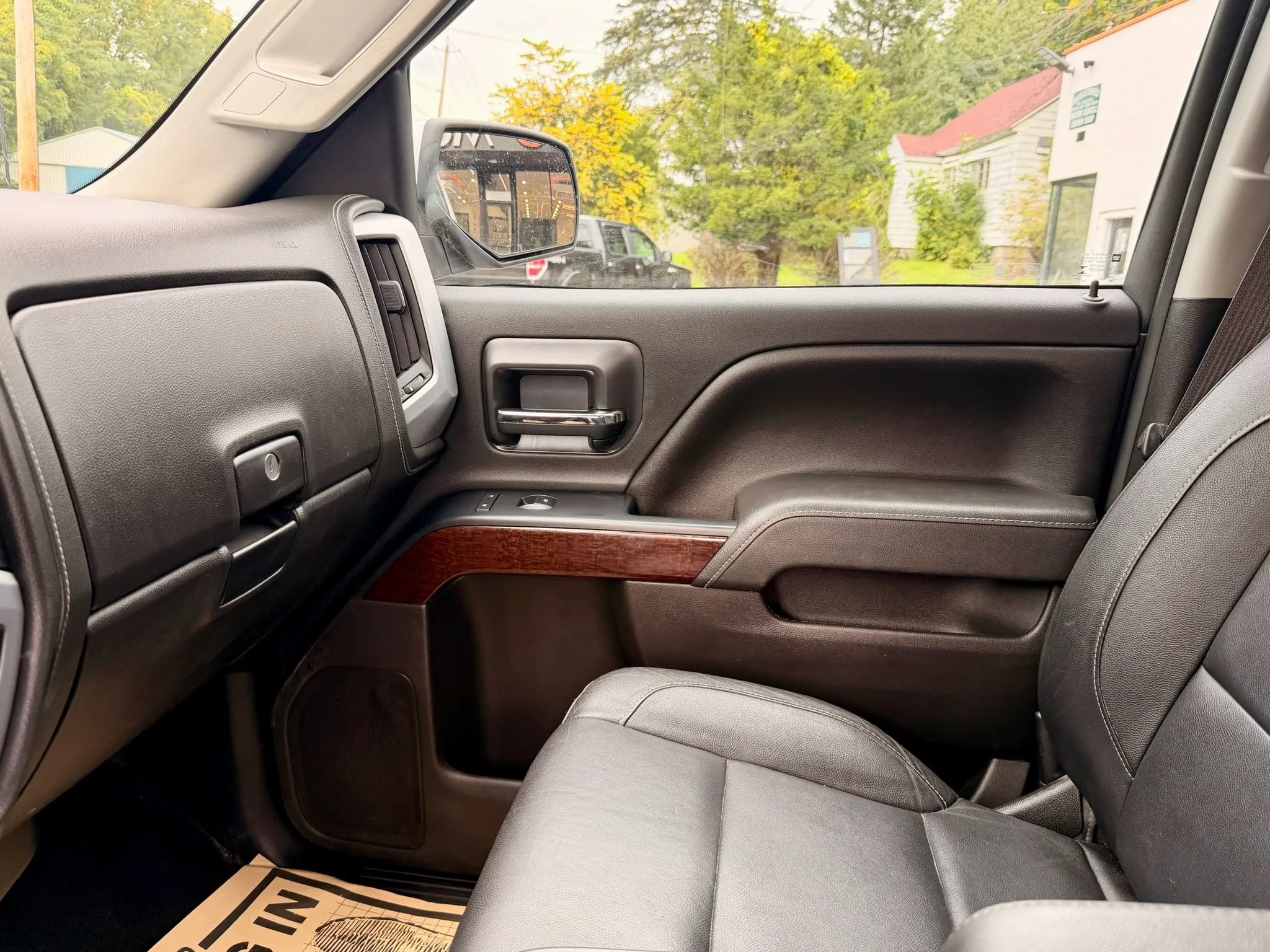 Used 2016 GMC Sierra 1500 SLE w/ SLE Value Package AWD/4WD image 18
