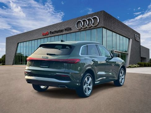 Certified 2025 Audi Q5 Premium w/ Premium Plus AWD/4WD image 5
