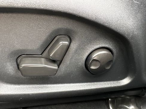 Used 2022 Jeep Compass Limited w/ Sun and Sound Group image 36