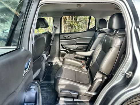 Certified 2021 GMC Acadia SLT w/ Premium Package image 25