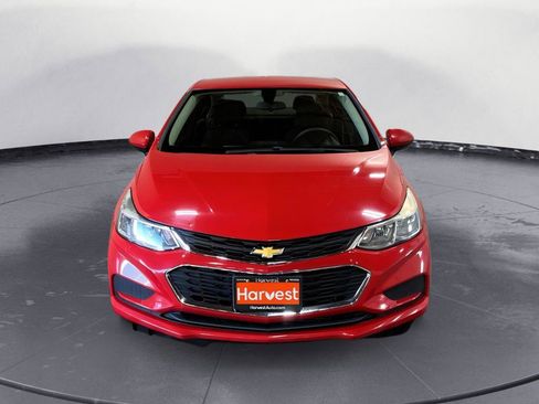 Used 2018 Chevrolet Cruze LS FWD image 3