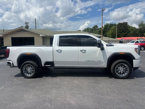 Used 2022 GMC Sierra 2500 Denali w/ Denali Ultimate Package AWD/4WD image 4