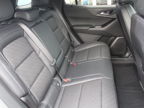 New 2026 Chevrolet Equinox LT w/ Convenience Package II image 16