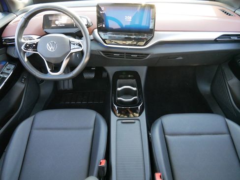 Certified 2021 Volkswagen ID.4 Pro S w/ Gradient Package image 10