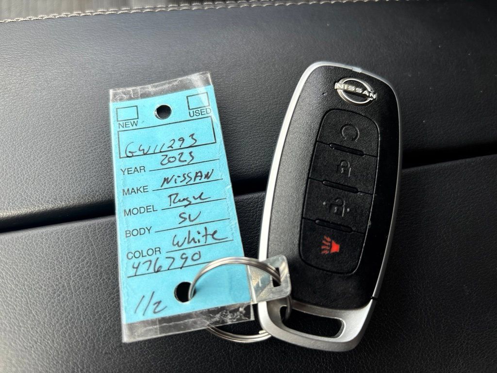 Certified 2023 Nissan Rogue SV AWD/4WD image 32