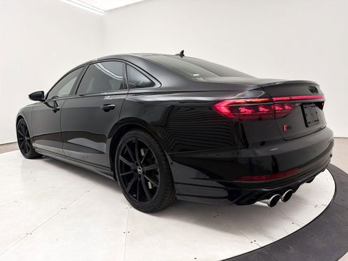 Used 2024 Audi S8 image 23