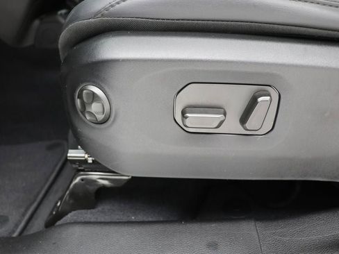 Used 2024 Jeep Wrangler Unlimited Rubicon 4xe image 19