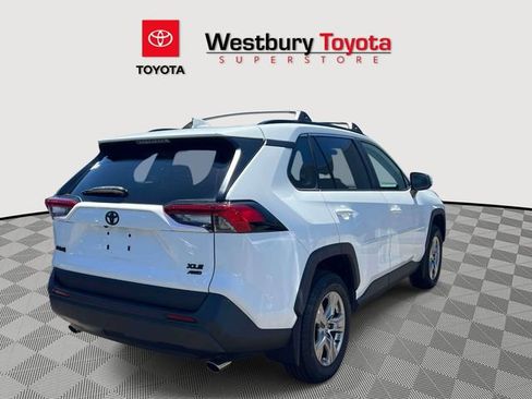 Certified 2023 Toyota RAV4 XLE w/ Convenience Package AWD/4WD image 7