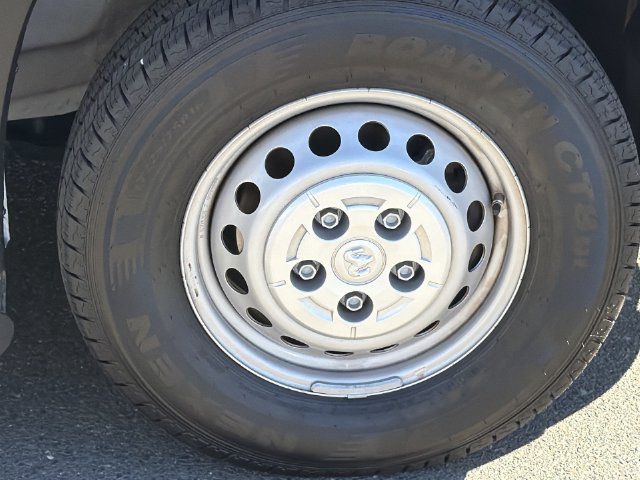 Used 2025 RAM ProMaster 2500 w/ U-Haul Equipment Group FWD image 8