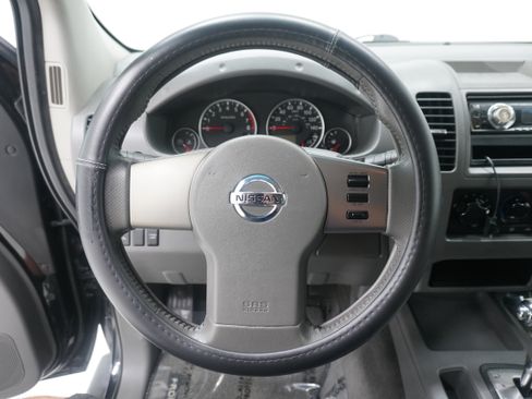 Used 2007 Nissan Frontier LE RWD image 14