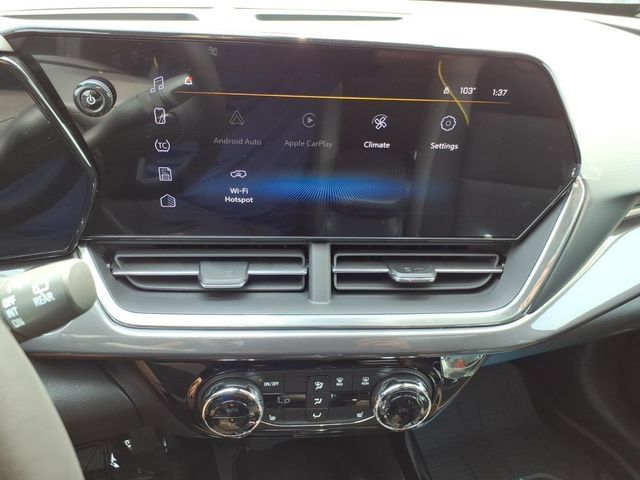 New 2026 Chevrolet Trax ACTIV w/ Sunroof Package FWD image 13