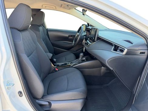 Used 2022 Toyota Corolla LE image 18
