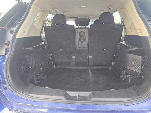 Used 2019 Nissan Rogue SV FWD image 7