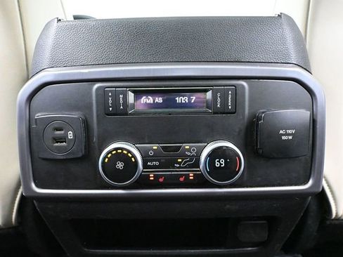 Used 2021 Ford Expedition Platinum image 45
