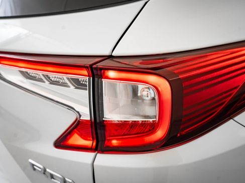 Certified 2025 Acura RDX SH-AWD w/ Advance Package image 18