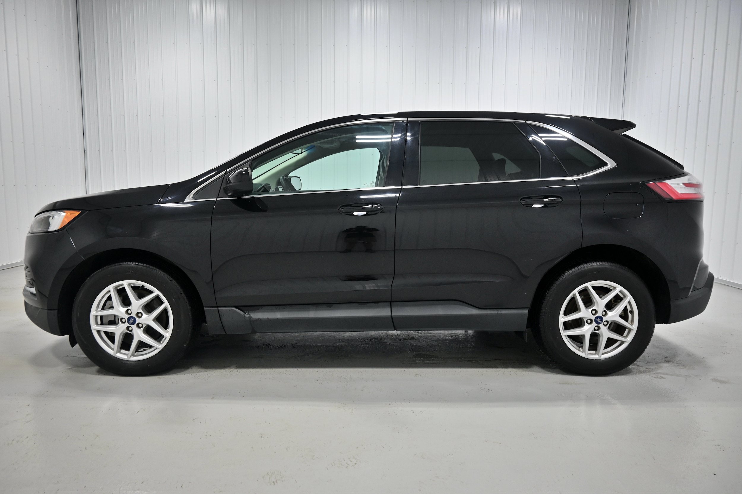 Used 2022 Ford Edge SEL AWD/4WD image 20