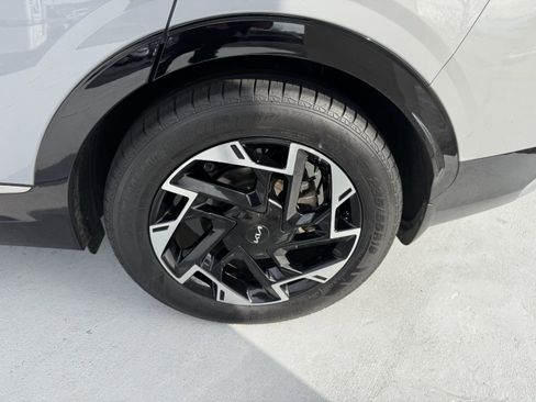 Used 2024 Kia Sportage SX image 29