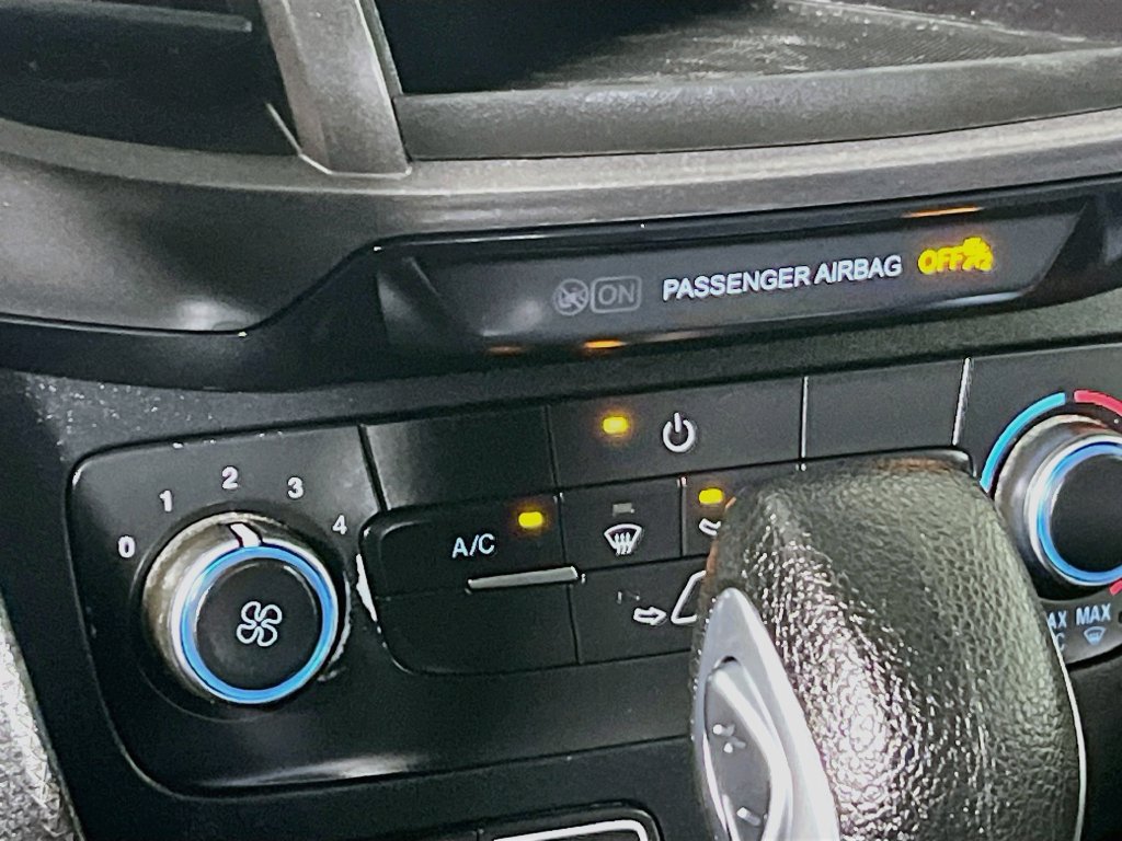 Used 2022 Ford Transit Connect XL FWD image 22