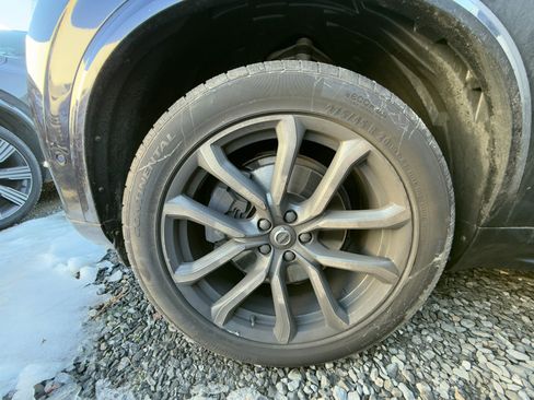 Used 2019 Volvo XC90 T6 Momentum w/ Advanced Package image 9