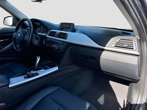 Used 2013 BMW 328i Sedan image 31