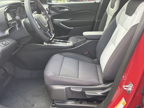 New 2026 Chevrolet Trax RS FWD image 9